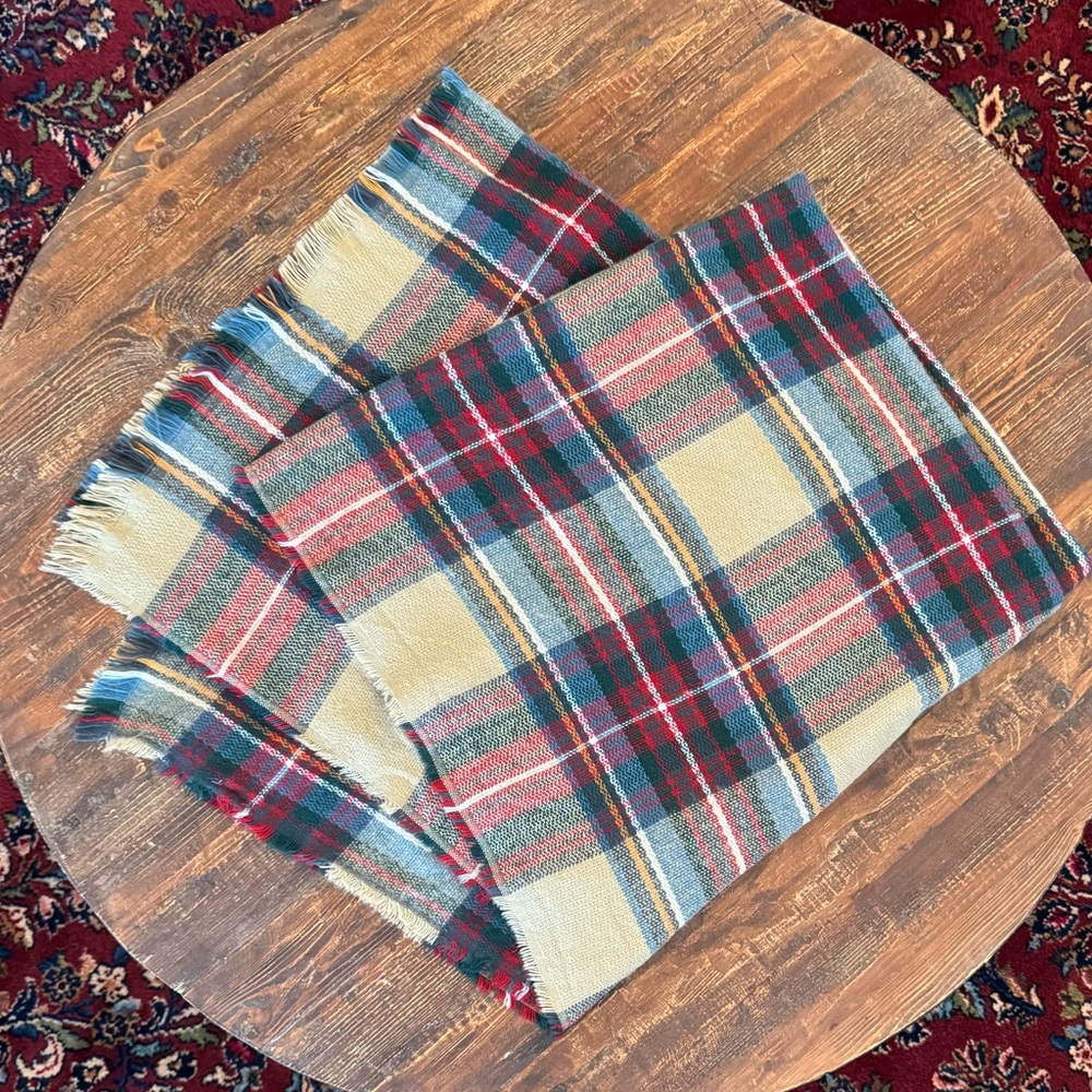 LooK by M Plaid Blanket Scarf